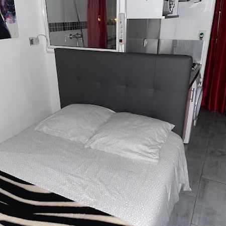 Naturist Paradise In « Swinging Cap » Agde Extérieur photo