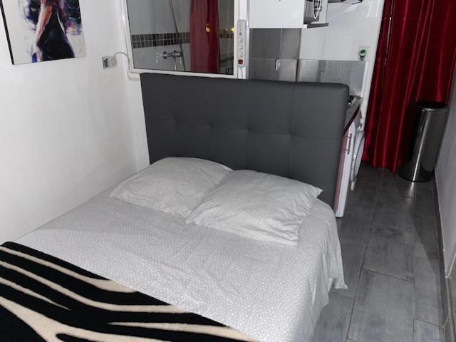 Naturist Paradise In « Swinging Cap » Agde Extérieur photo