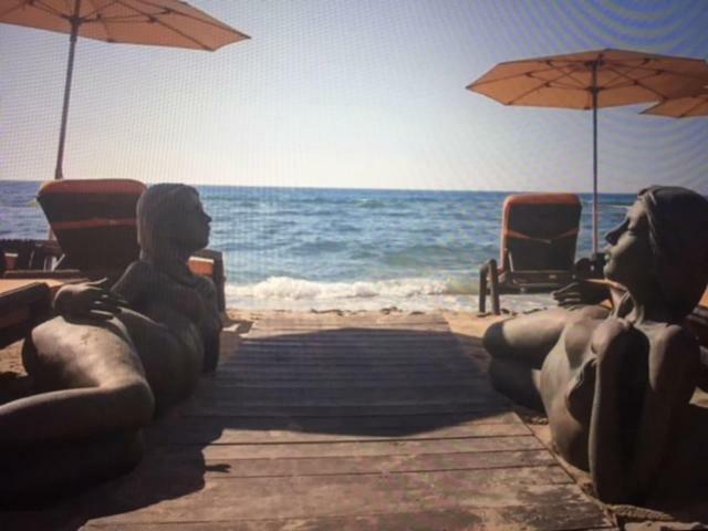 Naturist Paradise In « Swinging Cap » Agde Extérieur photo